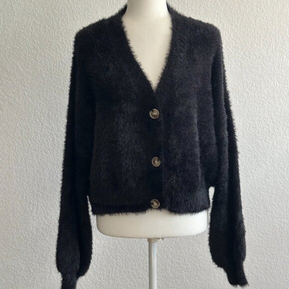 Debut Fuzzy Black Button-Front Cardigan – Size M/L – Soft Cozy Knit - Picture 7 of 8